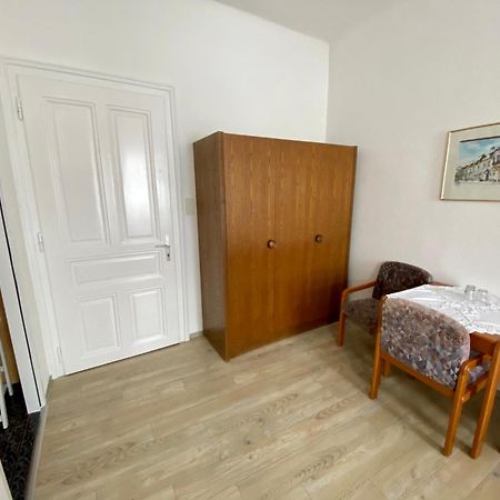 Café Pension Pöchhacker Gresten Zimmer foto